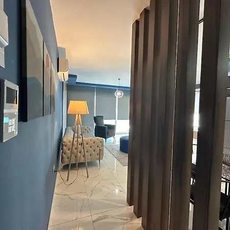 Mckenzie 10, Luxury 2-bedroom By Myguest Cyprus Apartamento